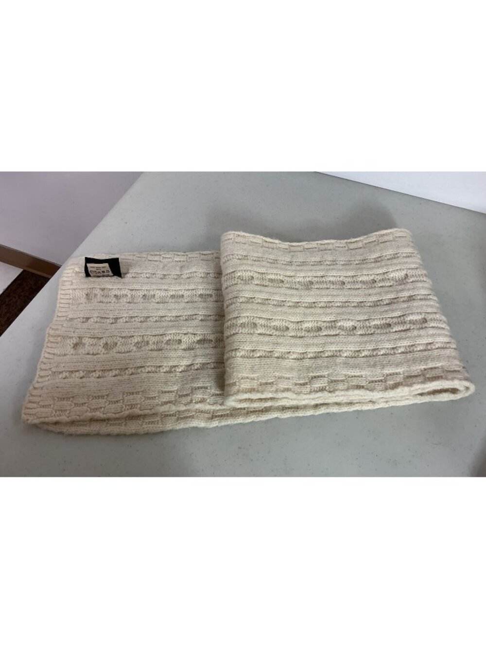 Carraig Donn Ireland Pure New Wool Scarf Cable Knit